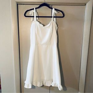 NEVER WORN! Trendy White Minidress!